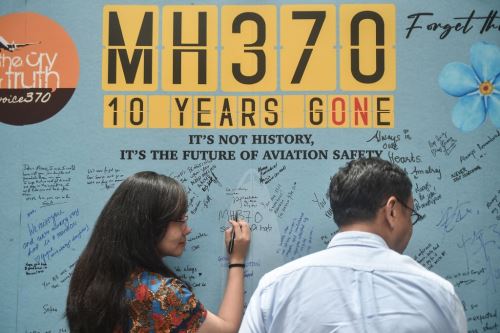 Después de 10 años de su misteriosa desaparición, Malasia reanudará la búsqueda del avión del vuelo MH370