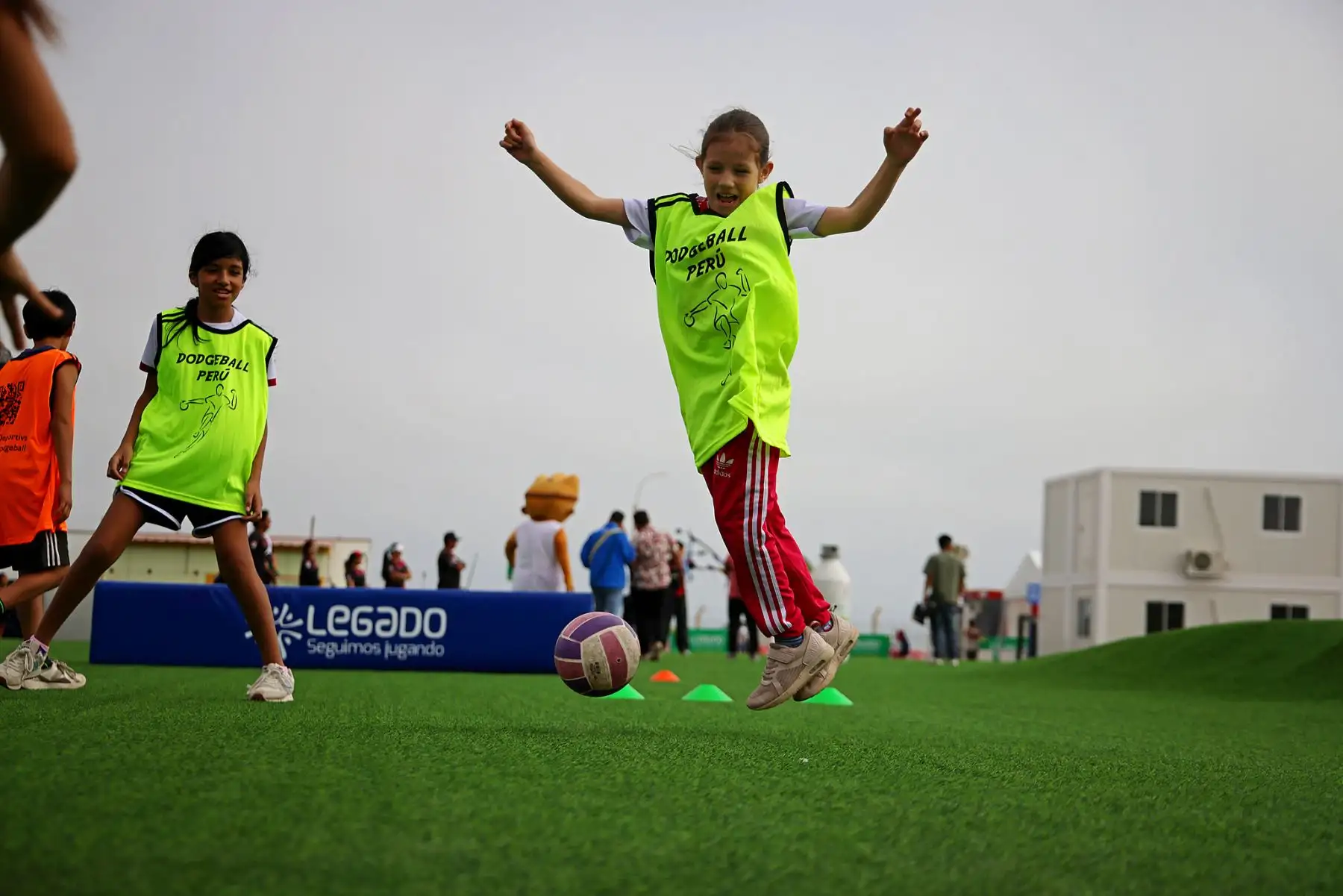 Unos 40 mil participantes se espera congregar en los talleres de Legado que se realizarán durante la temporada de verano del año 2025, superando así la cifra alcanzada en el 2024 que ascendió a los 34 mil inscritos.
 Foto: Legado