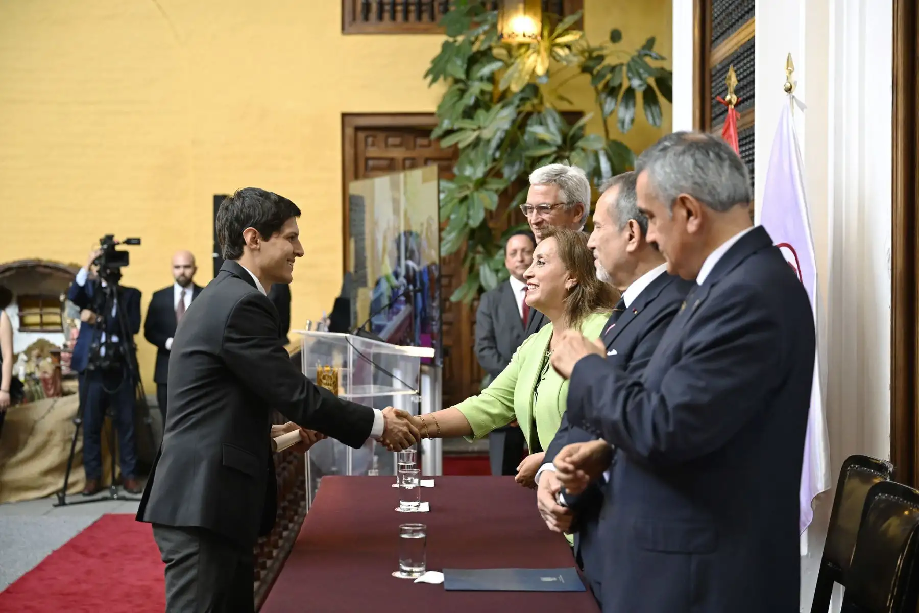 Presidenta Dina Boluarte participa en la ceremonia de clausura de Academia Diplomática.
Foto: ANDINA/Prensa Presidencia