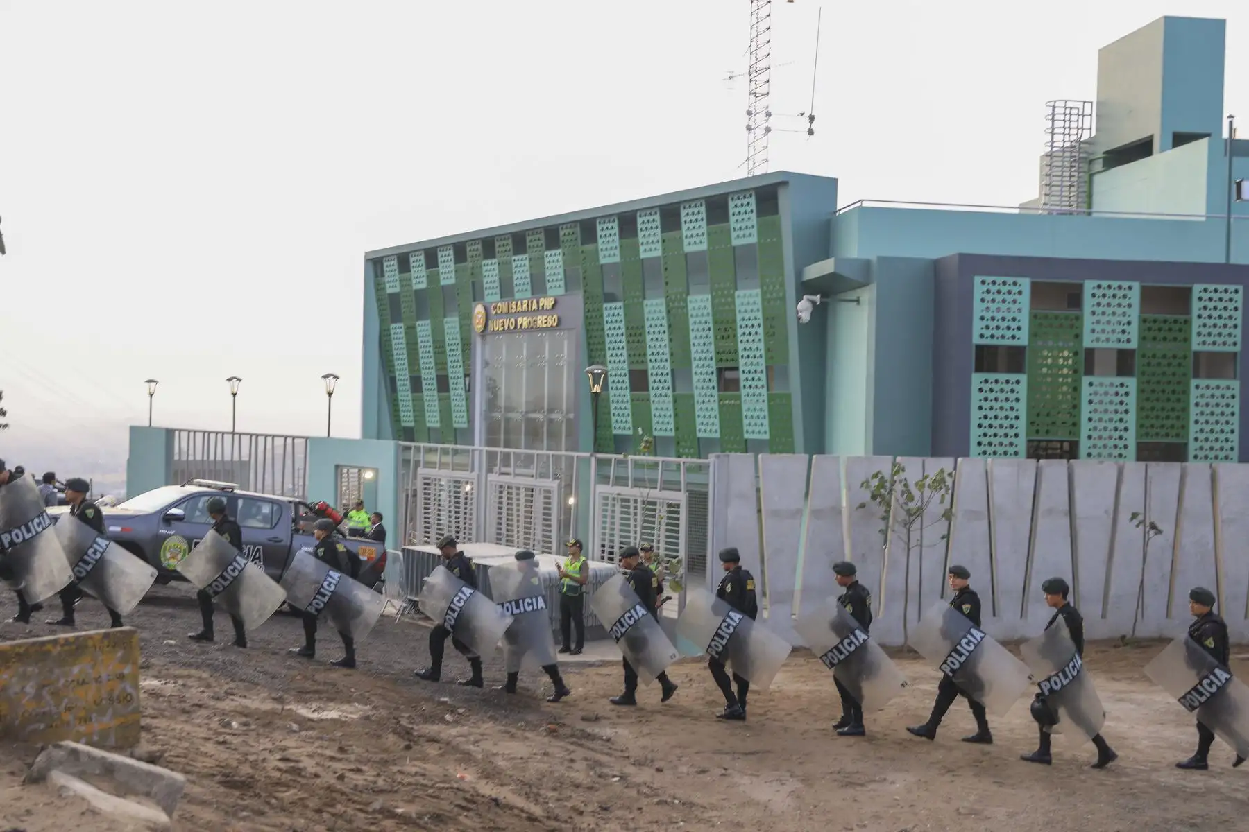 La presidenta de la república, Dina Ercilia Boluarte Zegarra, inaugura la comisaría "Nuevo Progreso" de la Policía Nacional del Perú en Villa María del Triunfo. Foto: ANDINA/Prensa Presidencia