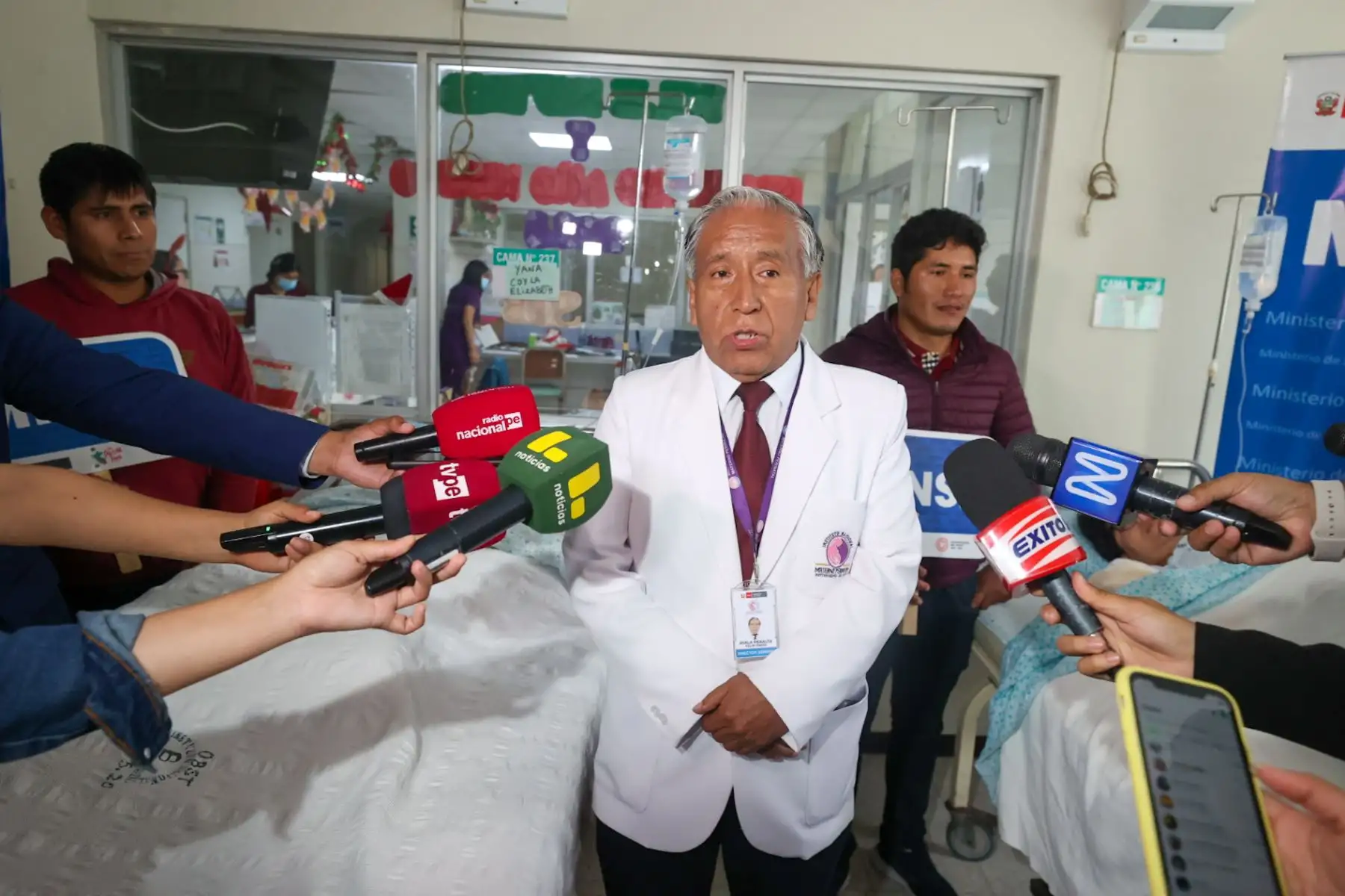 El Instituto Nacional Materno Perinatal presentó esta mañana a las dos primeras bebés que nacieron en la navidad 2024. Declaraciones del director del INMP, Félix Ayala Peralta.

Foto: ANDINA/Juan Carlos Guzmán Negrini