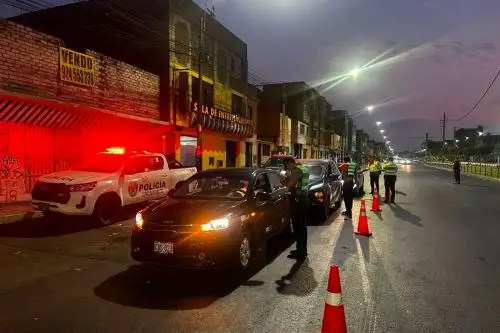 La PNP precisó que los requisitoriados eran buscados por los delitos de homicidio calificado, tráfico ilícito de drogas, violencia familiar y omisión de asistencia familiar. ANDINA/ Mininter.
