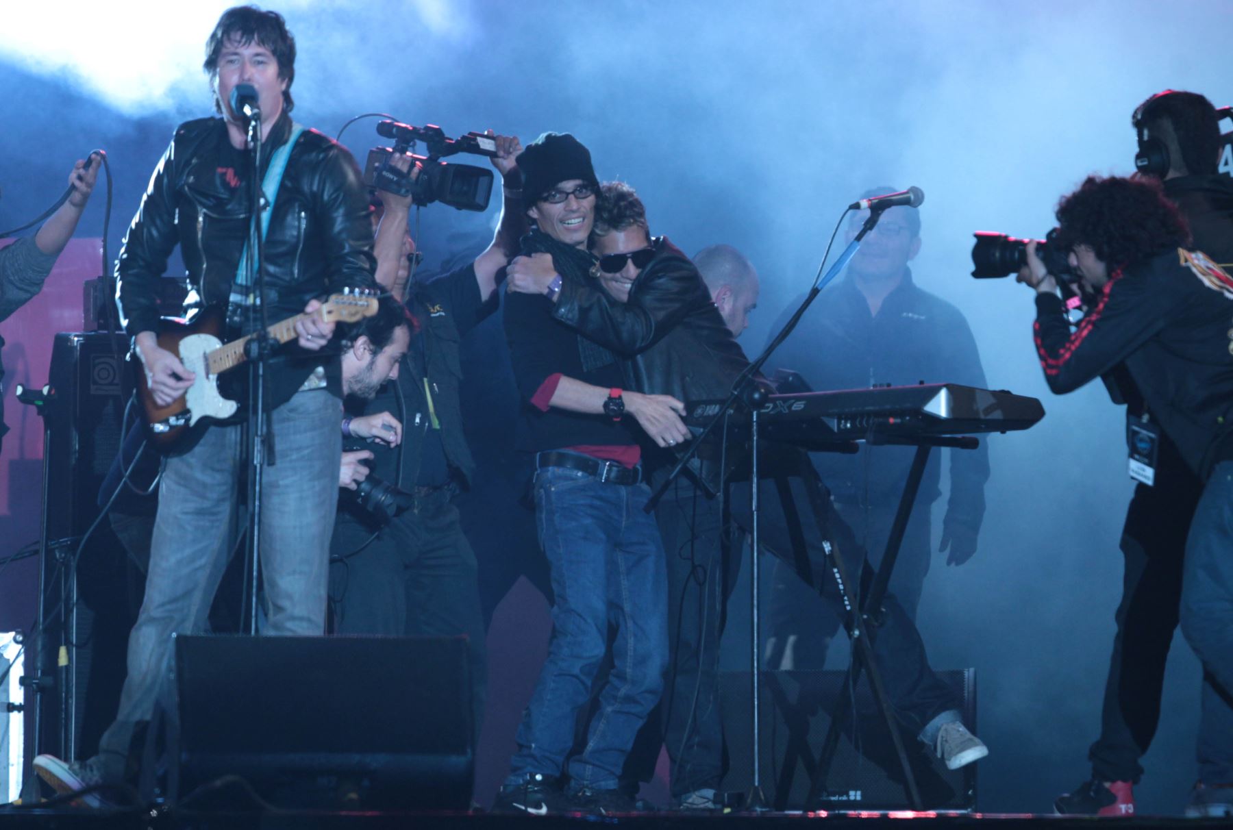 LIMA PERÚ, OCTUBRE 18. Pedro Suarez Vertiz, en concierto "Cuando Pienses en Volver" con la participación de bandas nacionales e internacionales. Foto: ANDINA/Melina Mejía