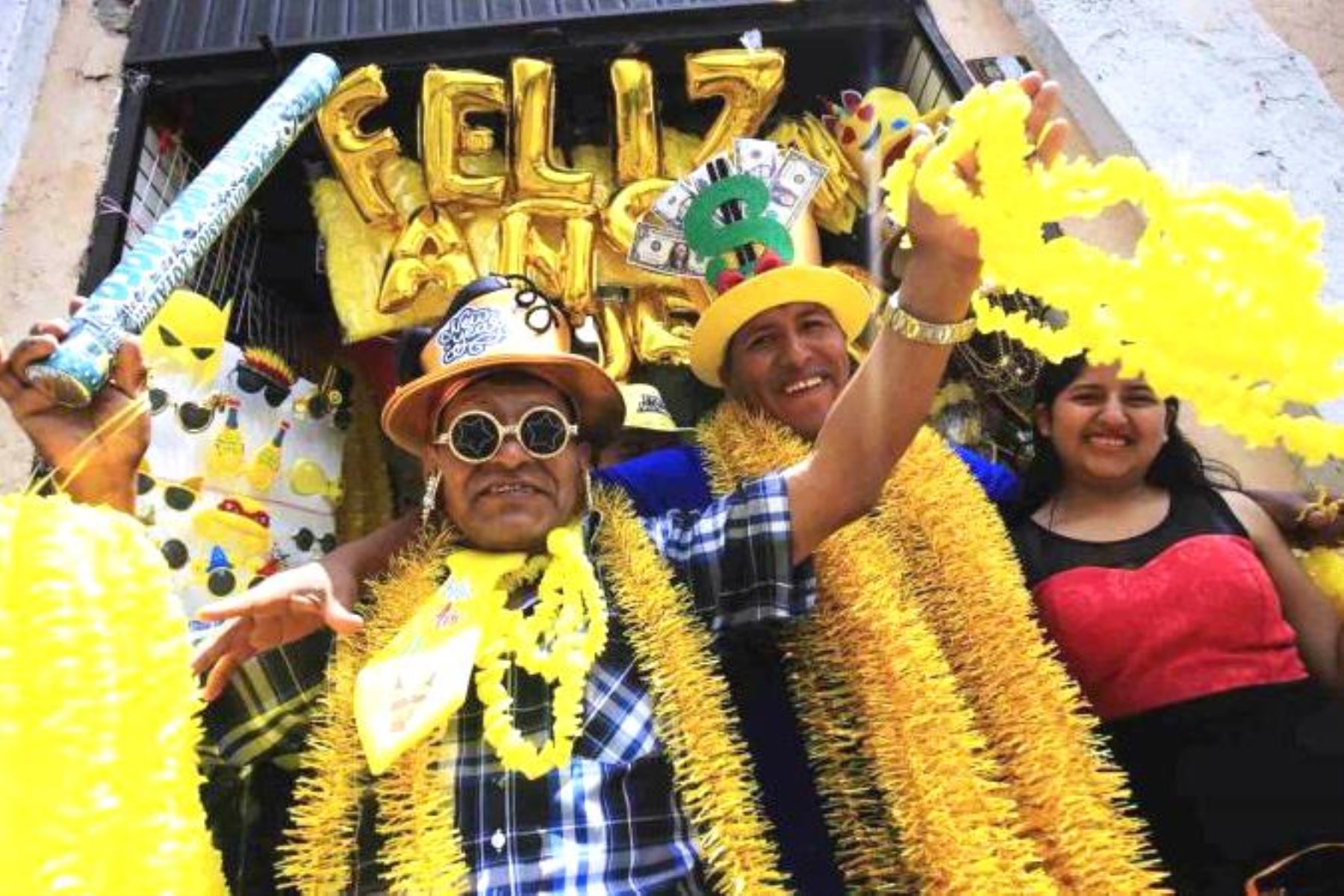 Los peruanos confían en que la llegada del Nuevo Año traerá mejores oportunidades para todos. Foto: ANDINA/Héctor Vinces