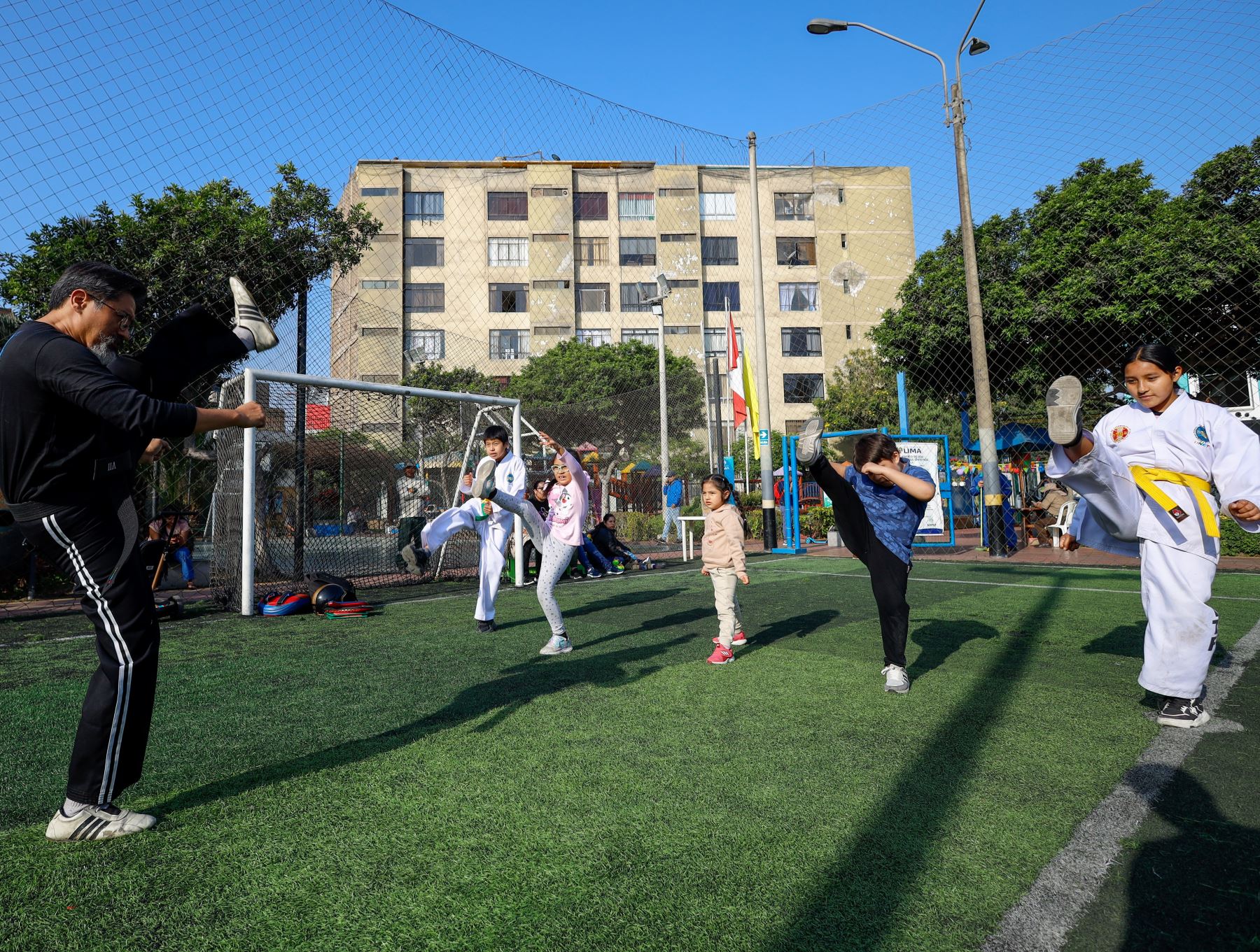 Talleres culturales, artísticos y deportivos para niños y jóvenes desde este 6 de enero.