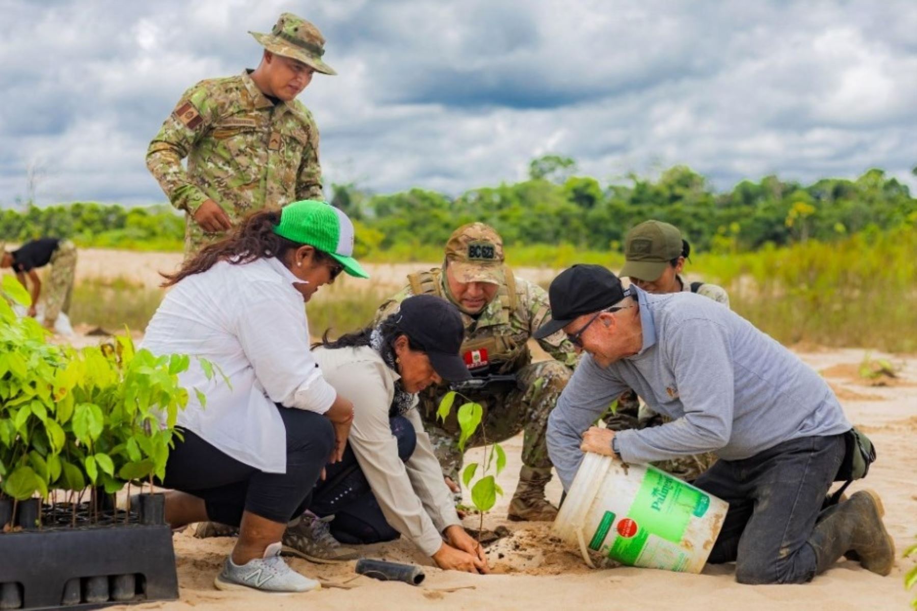 Soldados de las Fuerzas Especiales del Ejército culminaron curso sobre restauración de áreas degradadas. Foto: ANDINA/Difusión.