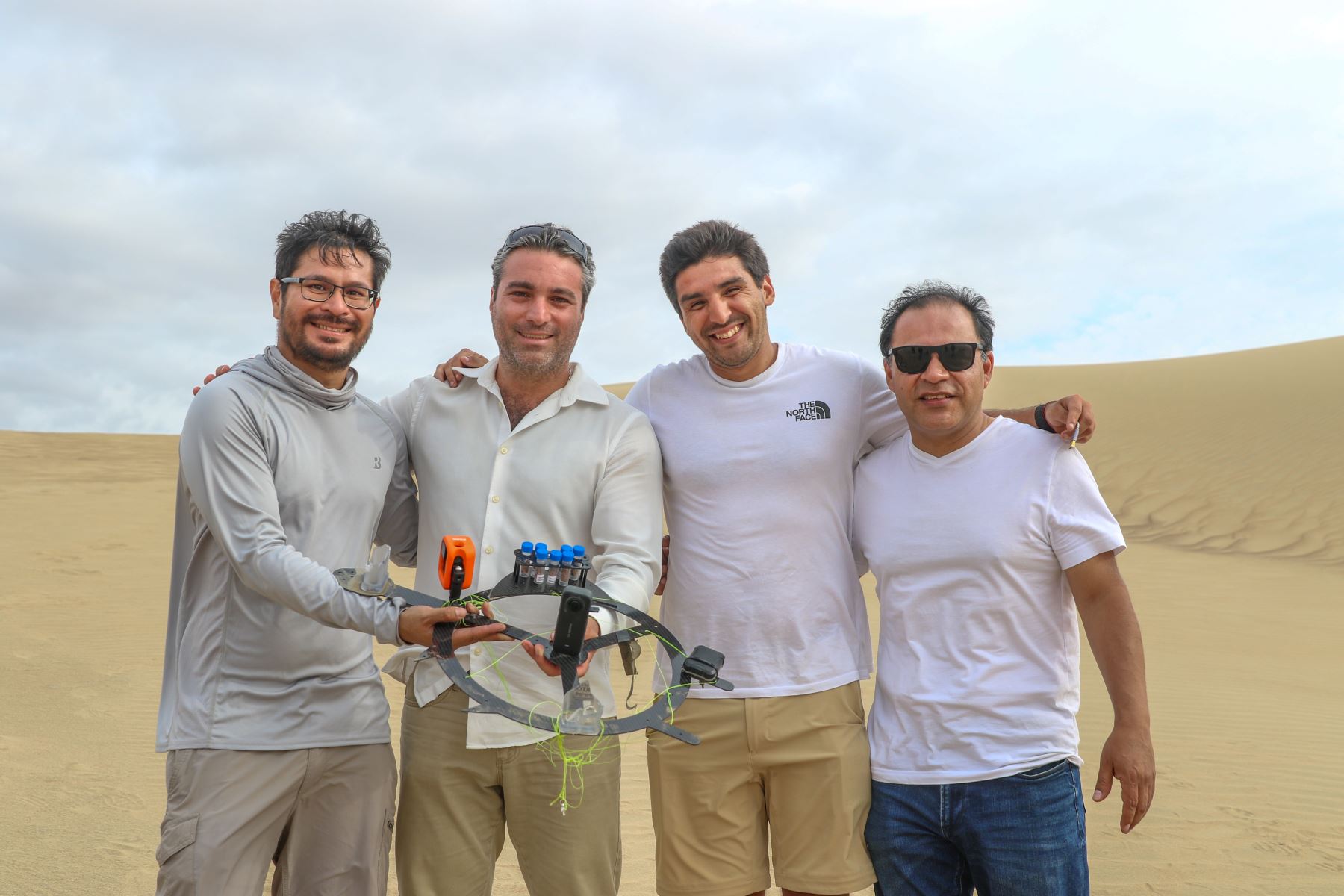 Una iniciativa científica llevó pisco y semillas de vid a los 30 km de altura con un globo estratosferico. Foto: ANDINA/Braian Reyna