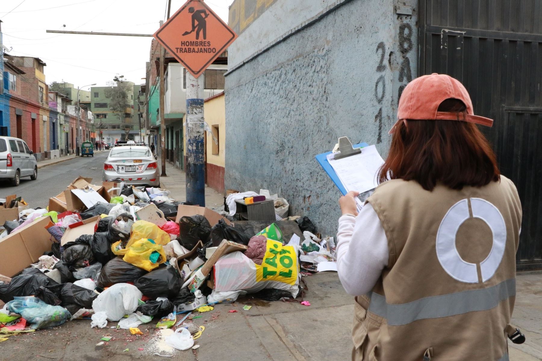 Personal del OEFA realiza monitoreo de la gestión de residuos sólidos en Lima y regiones. Foto: OEFA/Difusión.