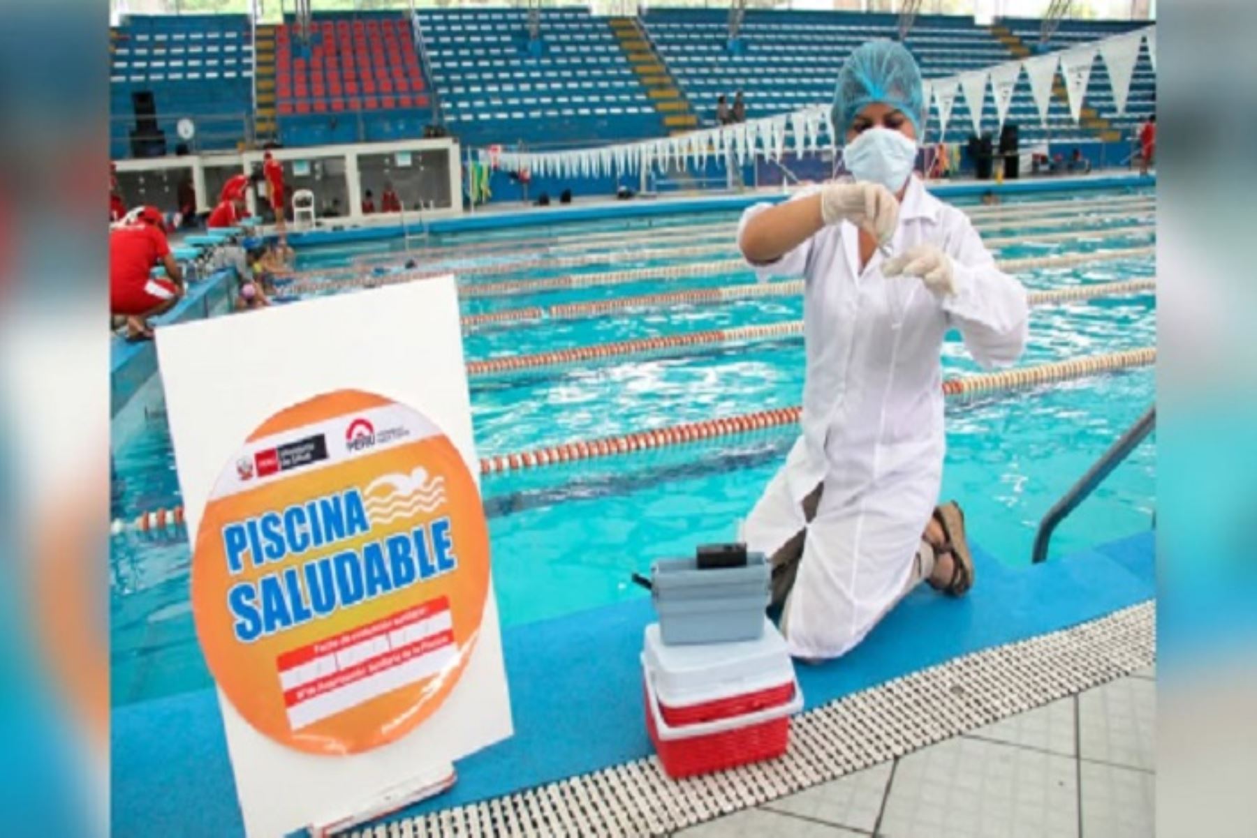 Para que una piscina califique como saludable debe tener una óptima calidad microbiológica del agua,