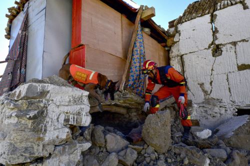 Terremoto que causó más de 120 muertos en el Tíbet deja ya más de 500 réplicas