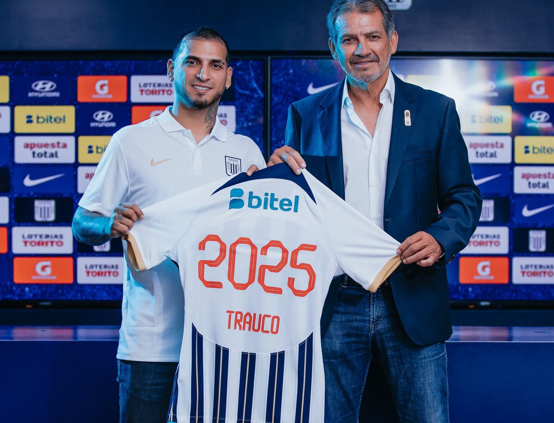 Miguel Trauco es el refuerzo de Alianza Lima para afrontar la temporada 2025