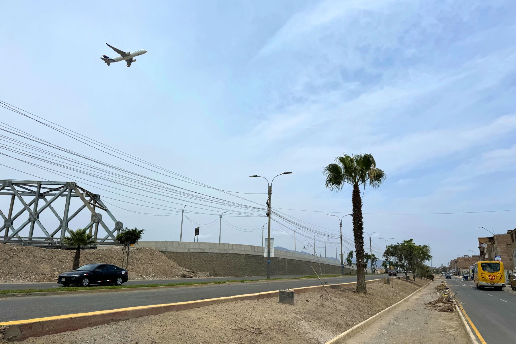 Así avanzan los trabajos para transformar el rostro alrededor de nuevo aeropuerto Jorge Chávez. Fotos: ANDINA/Daniel Bracamonte