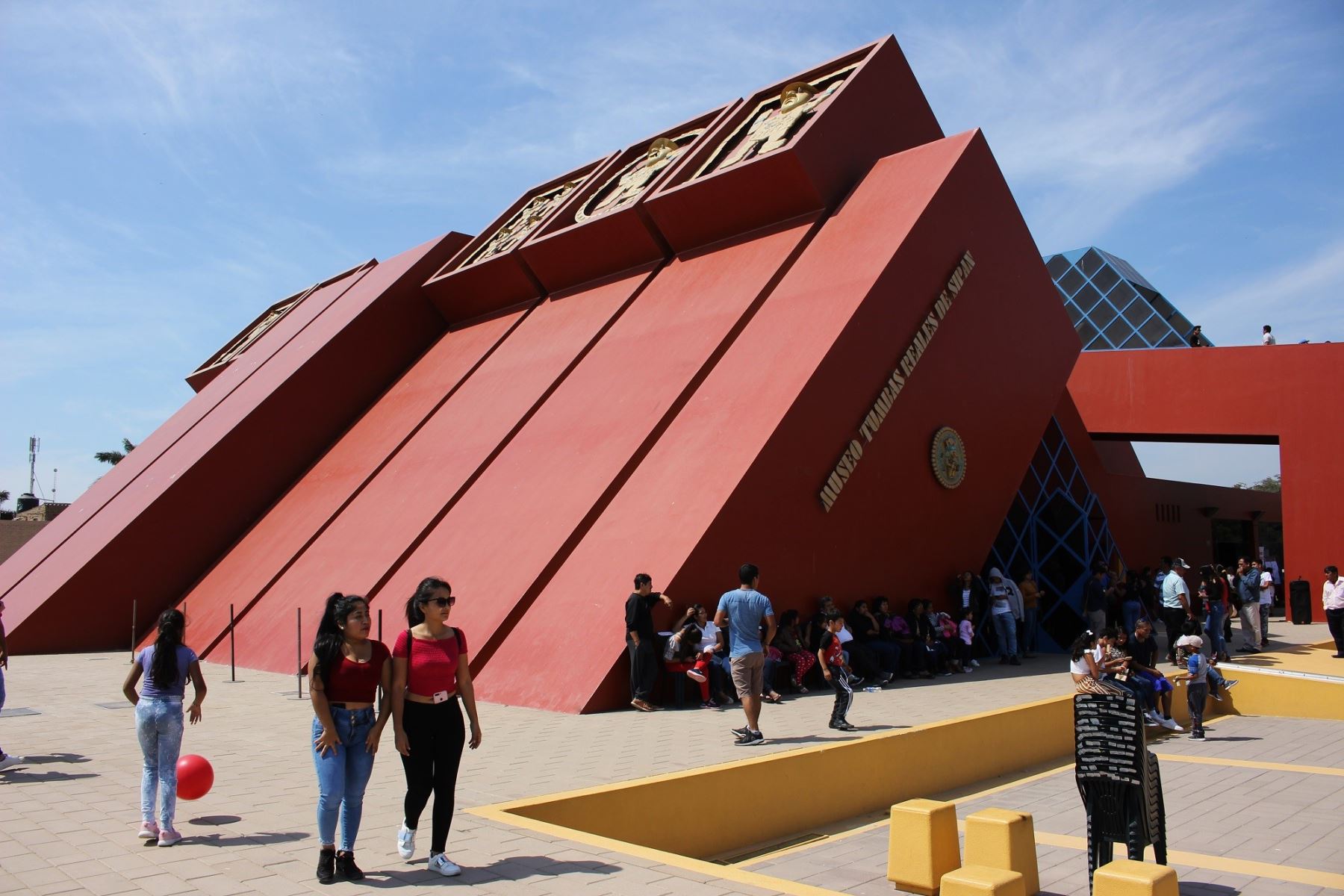 El Museo Tumbas Reales de Sipán, ubicado en Lambayeque, recibió a 2,245 visitantes el primer domingo del año.