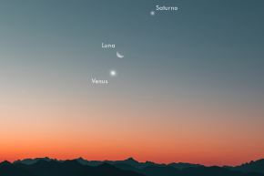 Venus es tan brillante debido a que las nubes del planeta son maravillosos reflectores de la luz solar. 