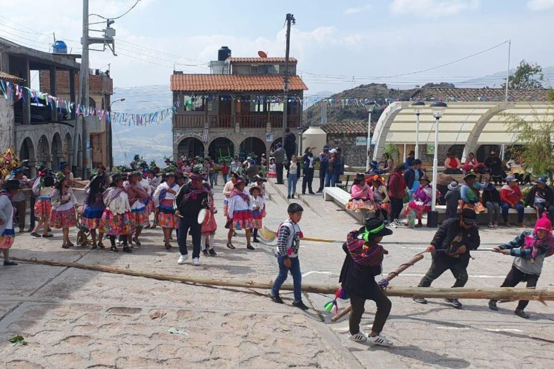 El kullu wantuy involucra a los ochos ayllus que conforman el distrito de Congalla, región Huancavelica. Foto: ANDINA/Mincul