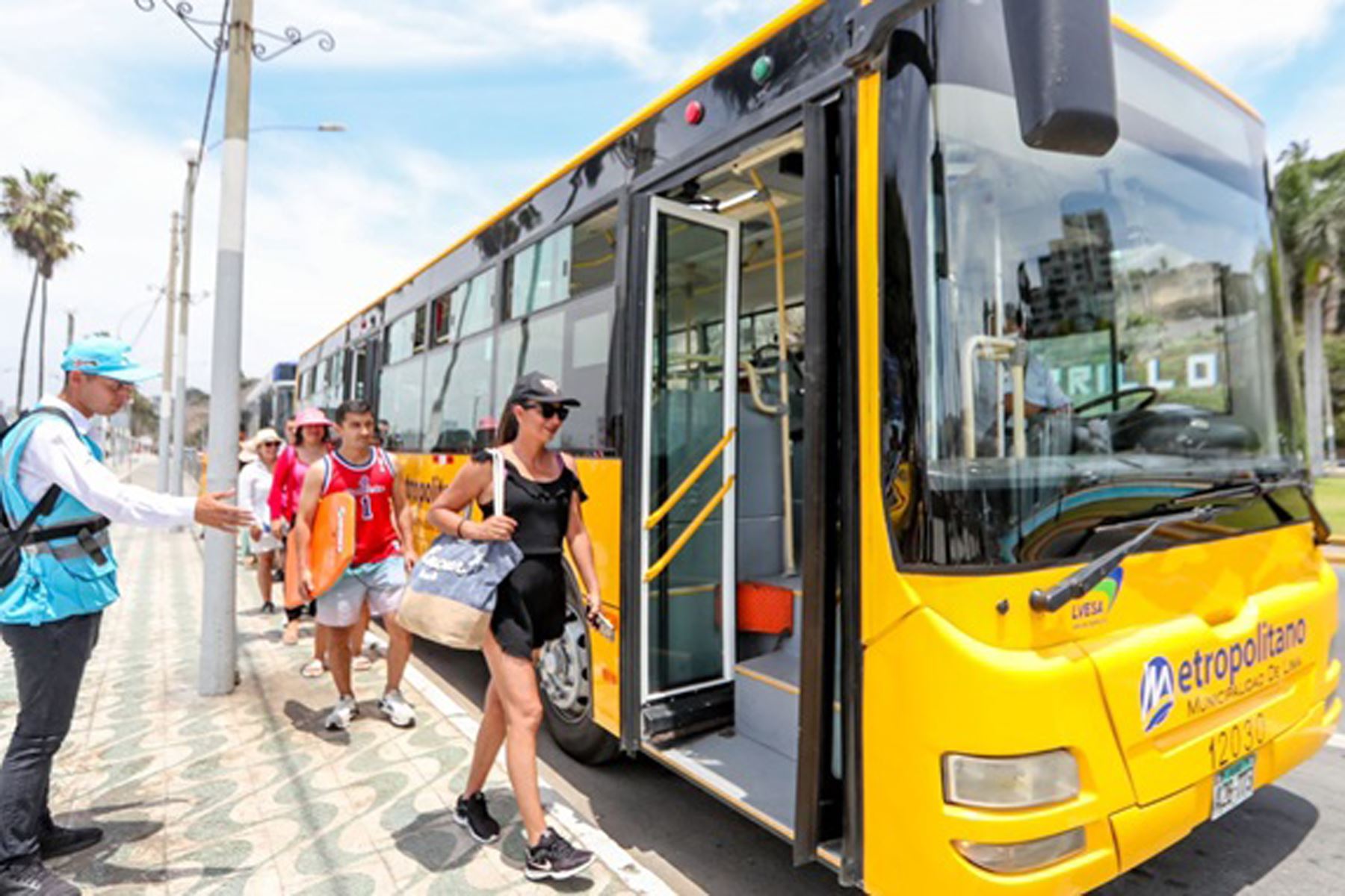 ¡La ATU te lleva a playa! Conoce cómo funciona el beneficio de la tarifa integrada del servicio Playero del Metropolitano. Foto: ATU