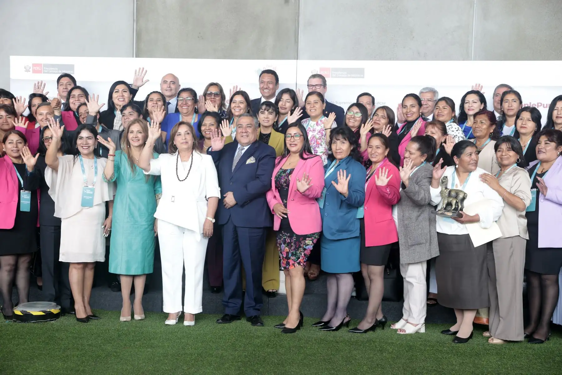 La presidenta de la república, Dina Ercilia Boluarte Zegarra, lidera el MUNI Ejecutivo Alcaldesas, instancia dirigida a las máximas autoridades provinciales y distritales del país. Foto: ANDINA/Vidal Tarqui