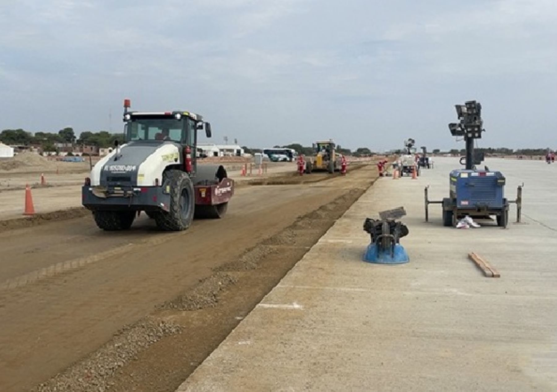 Los trabajos de rehabilitación y mejoramiento del aeropuerto de Piura registran un avance del 52 %, destacó el MTC. Foto: ANDINA/difusión.