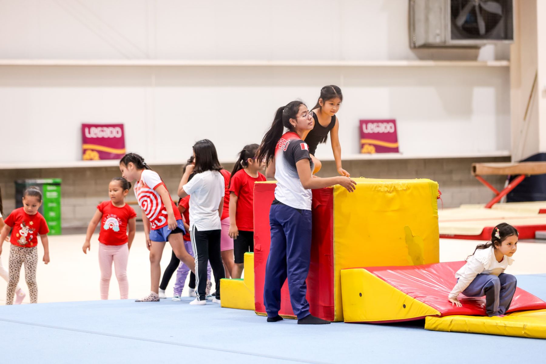 Inscripciones abiertas a los talleres de verano 2025: El Proyecto Especial Legado invita a niños, adolescentes y adultos a participar en sus más de 100 talleres deportivos en las cinco sedes panamericanas. Foto: ANDINA/Luis Iparraguirre