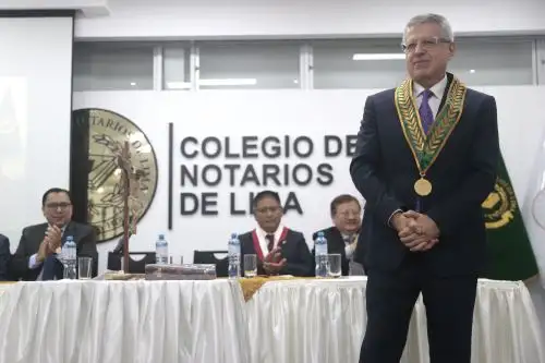 Alejandro Collantes Becerra, decano del Colegio de Notarios de Lima. Foto: ANDINA/Vidal Tarqui