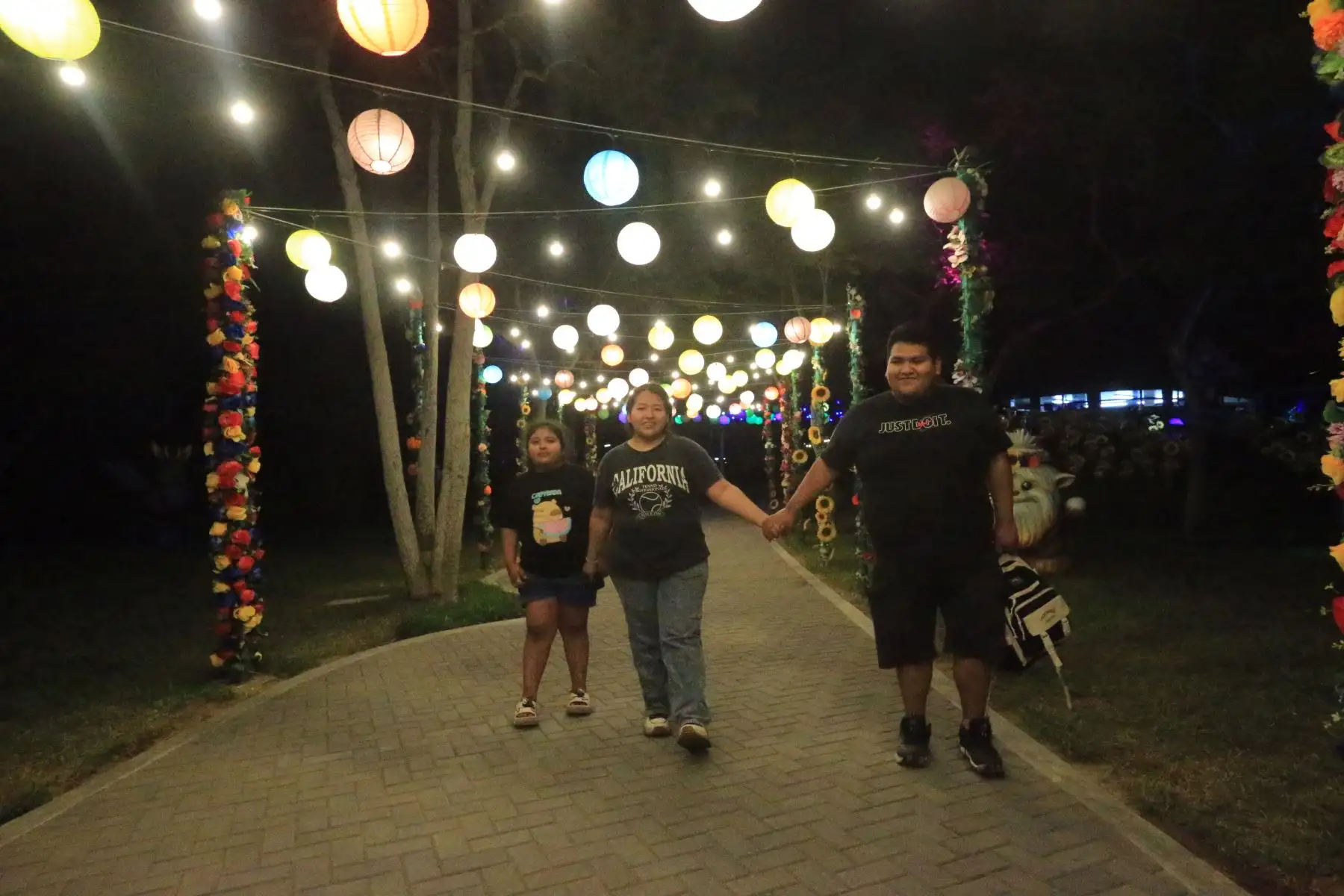 Bosque Mágico Encantado, el nuevo atractivo implementado en el Club Metropolitano Huáscar, que fusiona la naturaleza y la magia para ofrecer una experiencia diferente a sus visitantes. FOTO:ANDINA/Hector Vinces