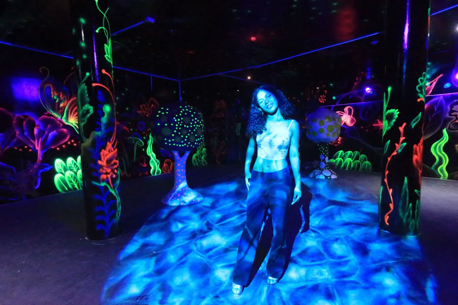 Bosque Mágico Encantado, el nuevo atractivo implementado en el Club Metropolitano Huáscar, que fusiona la naturaleza y la magia para ofrecer una experiencia diferente a sus visitantes. FOTO:ANDINA/Hector Vinces