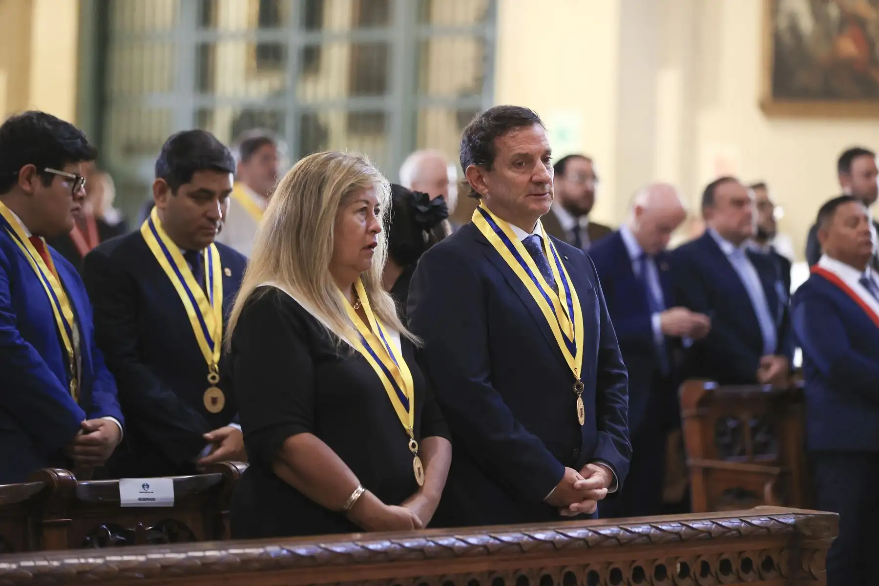 El alcalde de Lima, Rafael López Aliaga, acompañado de autoridades municipales y congresistas, participó de la Misa y Te Deum por el 490 aniversario de la ciudad de Lima. Foto: ANDINA/Jhonel Rodríguez Robles