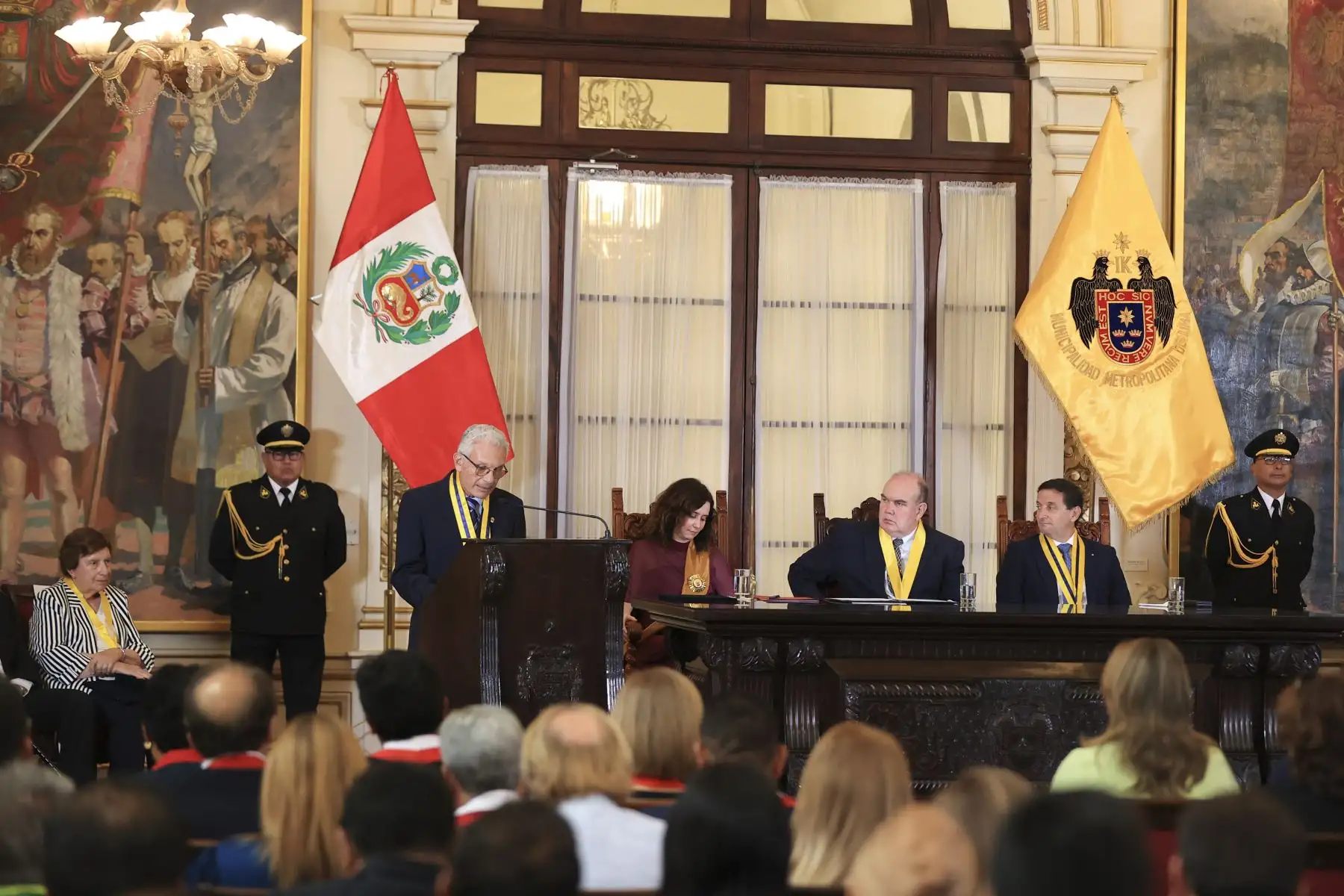Se realizó la sesión solemne por el 490 aniversario de Lima con la presencia del alcalde Rafael López Aliaga y regidores municipales. Foto: ANDINA/Jhonel Rodríguez Robles