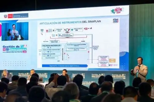 La nueva herramienta digital "Pulso Local 2025" permitirá una mejor gestión de los avances en las metas de los planes operativos y estratégicos de los gobiernos locales. Cortesía