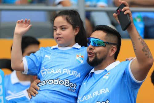 Sporting Cristal presenta su plantel en la denominada  Tarde Celeste 2025