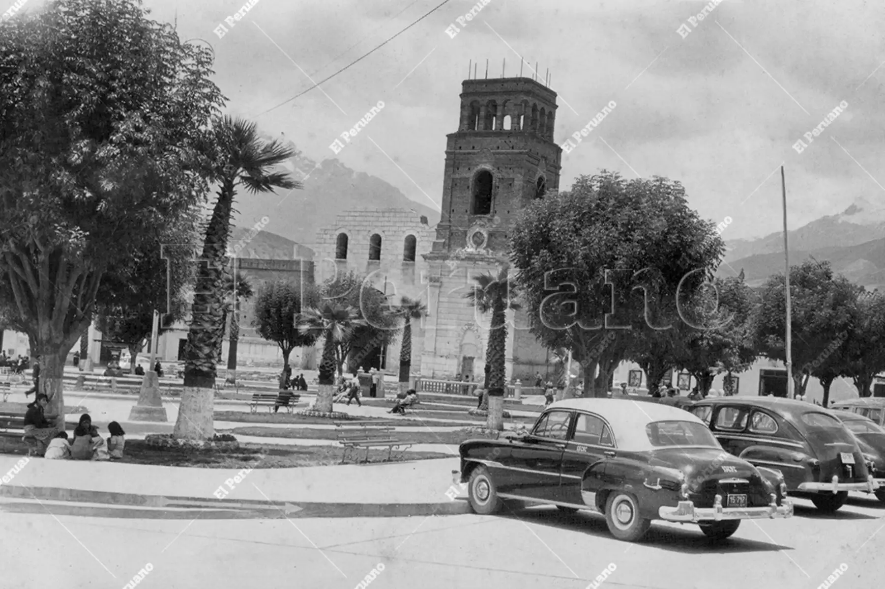 Áncash - mayo 1956  / Vista de la Plaza de Armas de la ciudad de Huaraz. Foto: Archivo Histórico de El Peruano