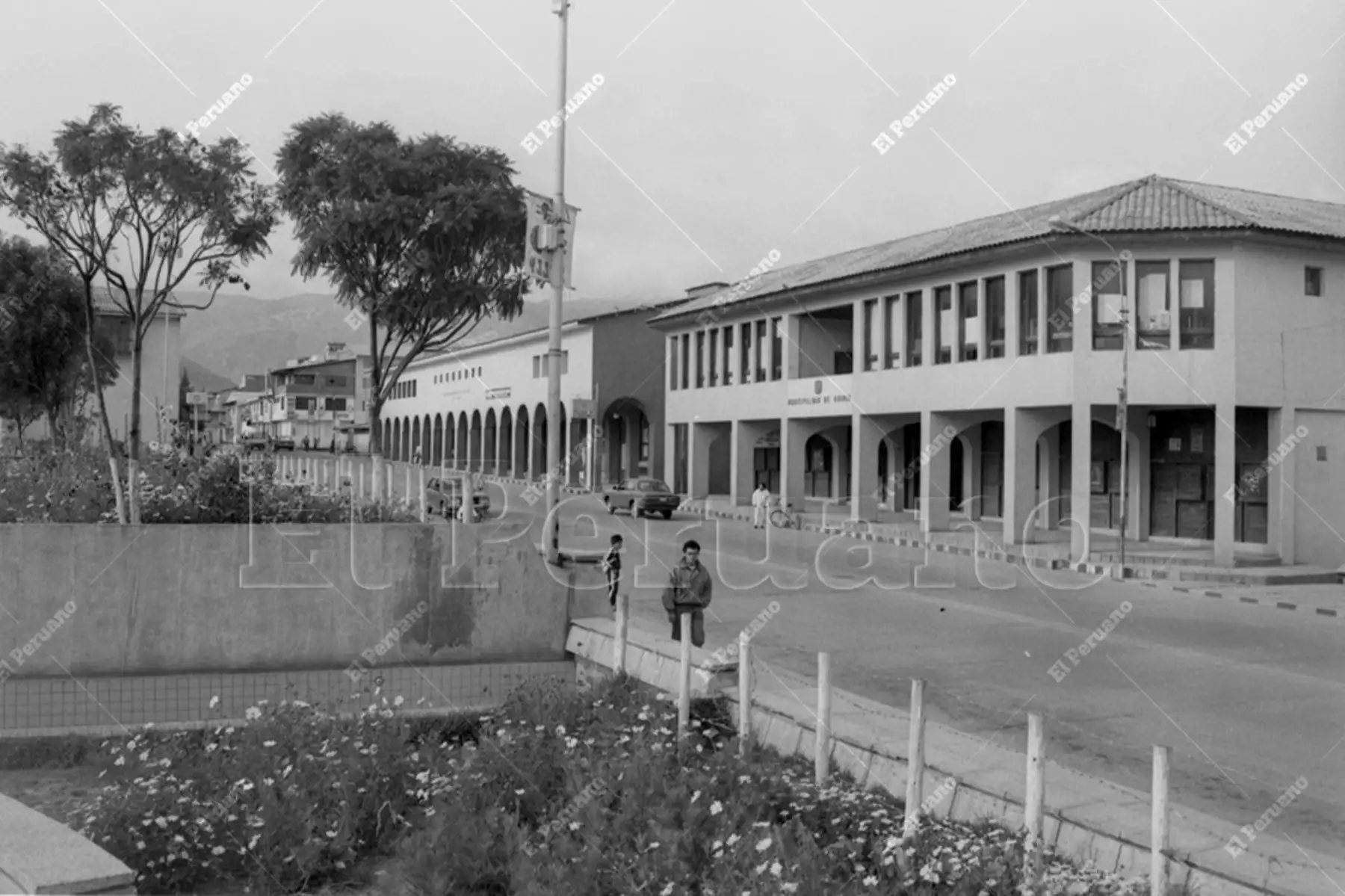 Áncash - 22 febrero 1993 / Vista de la Municipalidad de  de Huaraz. Foto: Archivo Histórico de El Peruano / Óscar Mejía