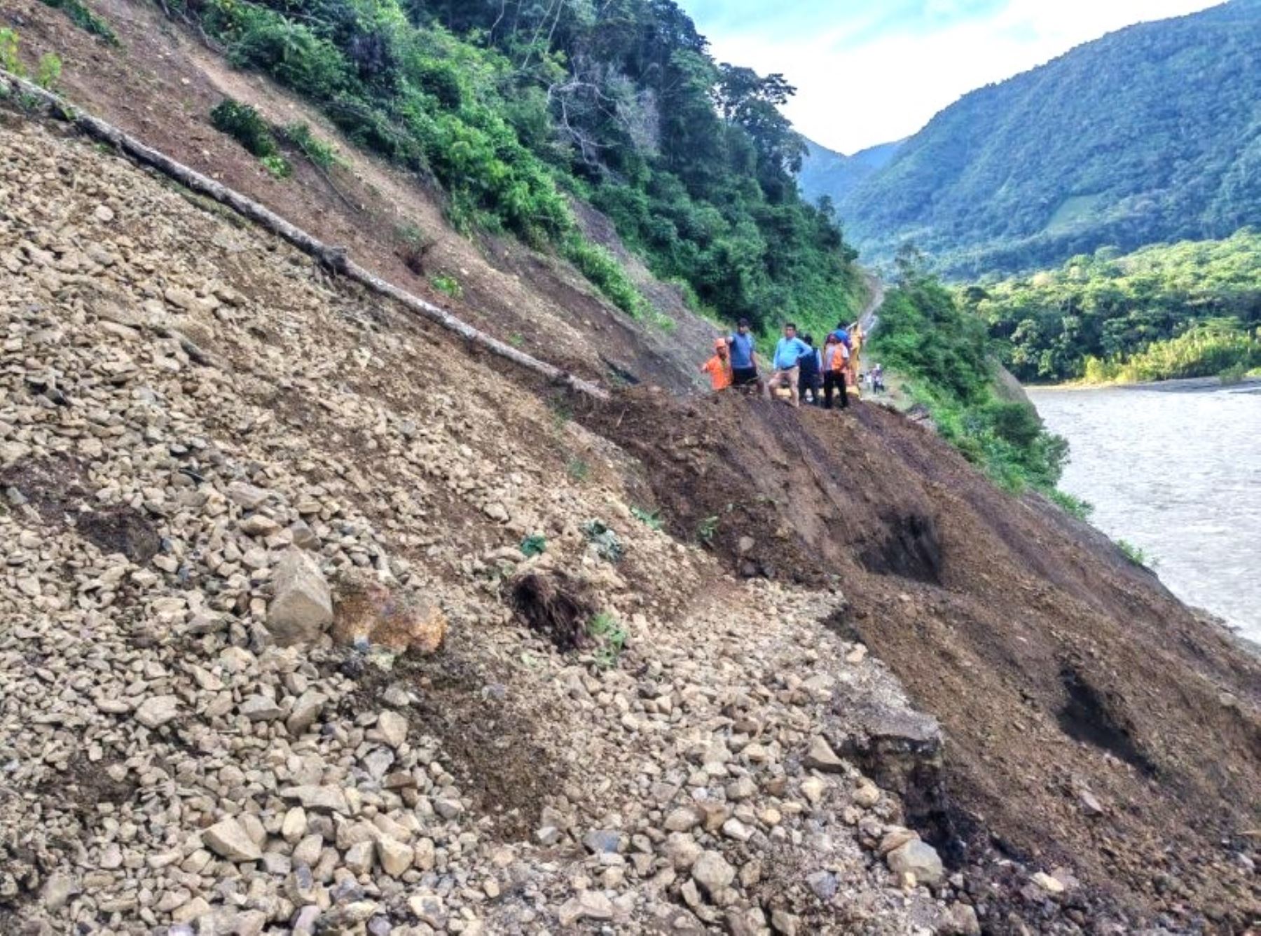 La región Puno soporta desde el jueves 16 lluvias constantes y estas continuarán hasta el domingo 26 de enero, luego de esa fecha se espera una disminución, estimó el Senamhi. Foto: ANDINA/difusión.