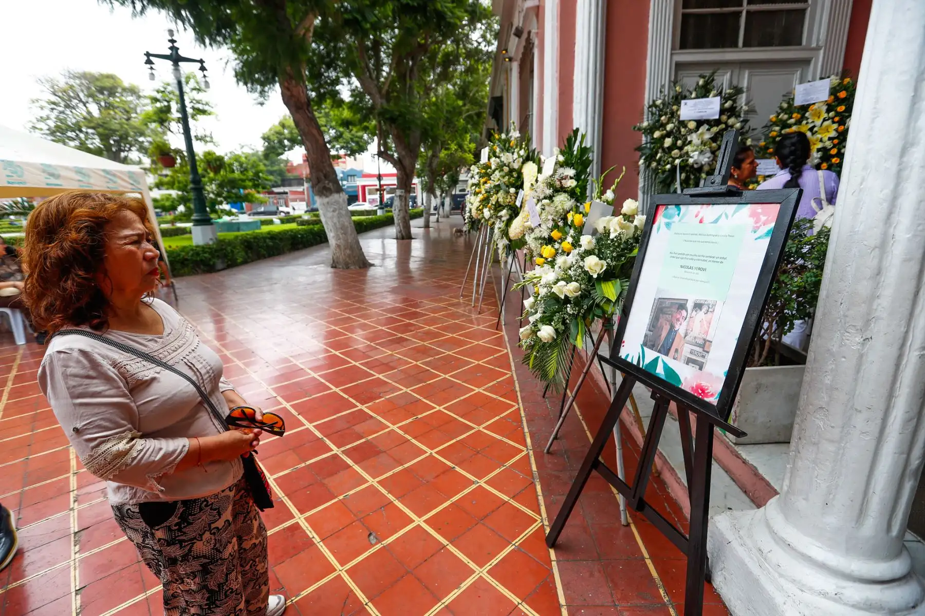 Último adiós a Nicolás Yerovi: familiares y seguidores rinden tributo a su vida y obra. Foto: ANDINA/Daniel Bracamonte