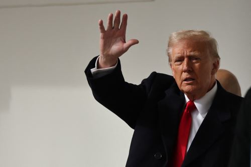 El presentador Sean Hannity entrevistará este miércoles al presidente Donald Trump, en el Despacho Oval de la Casa Blanca. Foto: AFP