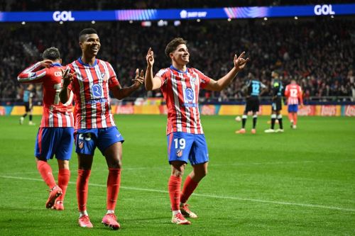 Con dos goles de Julián Alvarez, Atlético Madrid le voltea el partido al Bayer Leverkusen y gana por 2 a 1