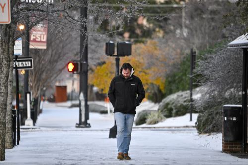 Nieve sorprende a Florida y Luisiana, y frío intenso se apodera del noreste de EE.UU.