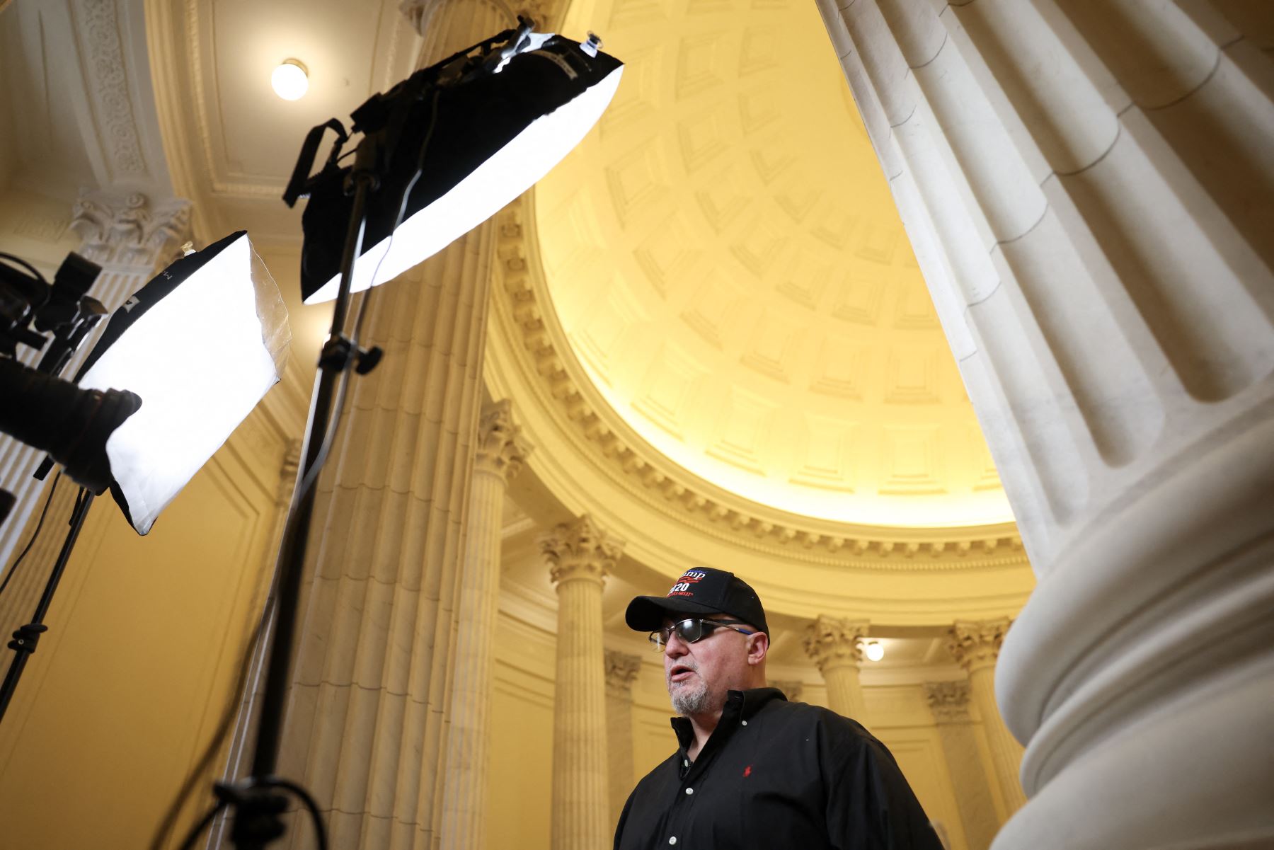 El ultranacionalista Stewart Rhodes había sido condenado a 18 años de prisión por el ataque en el Capitolio. Foto: AFP