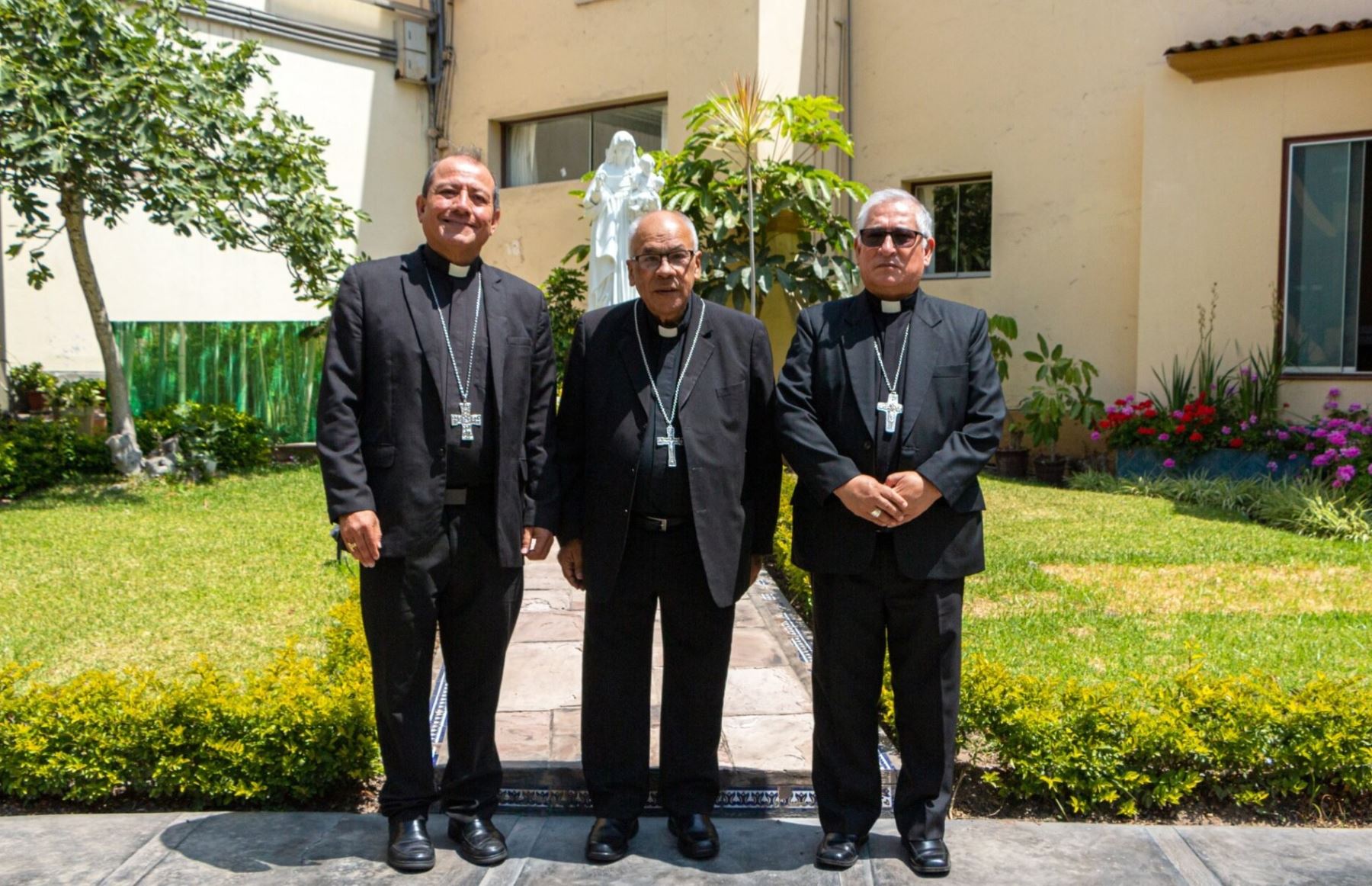 Eligen a  monseñor Carlos García como titular de la Conferencia Episcopal Peruana.