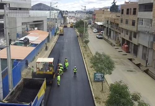 El tramo intervenido en la carretera Longitudinal de la Sierra se ubica en la ciudad de Cajamarca. La obra permitirá agilizar el tránsito, informó el MTC. ANDINA/Difusión