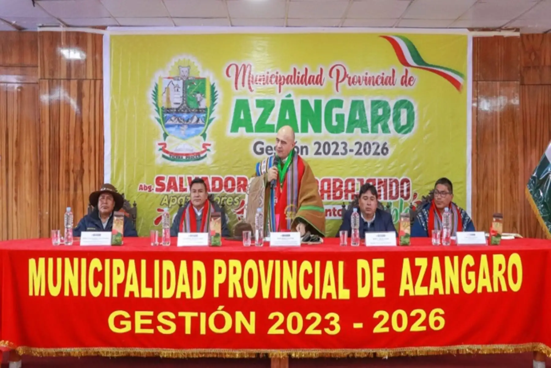 Viceministro Iván Ramos se trasladó a la comunidad campesina Punta Sahuacasi, localizada en la provincia de Azángaro, donde la afectación de los cultivos de papa, quinua, cañihua por la nevadas ha sido considerable.