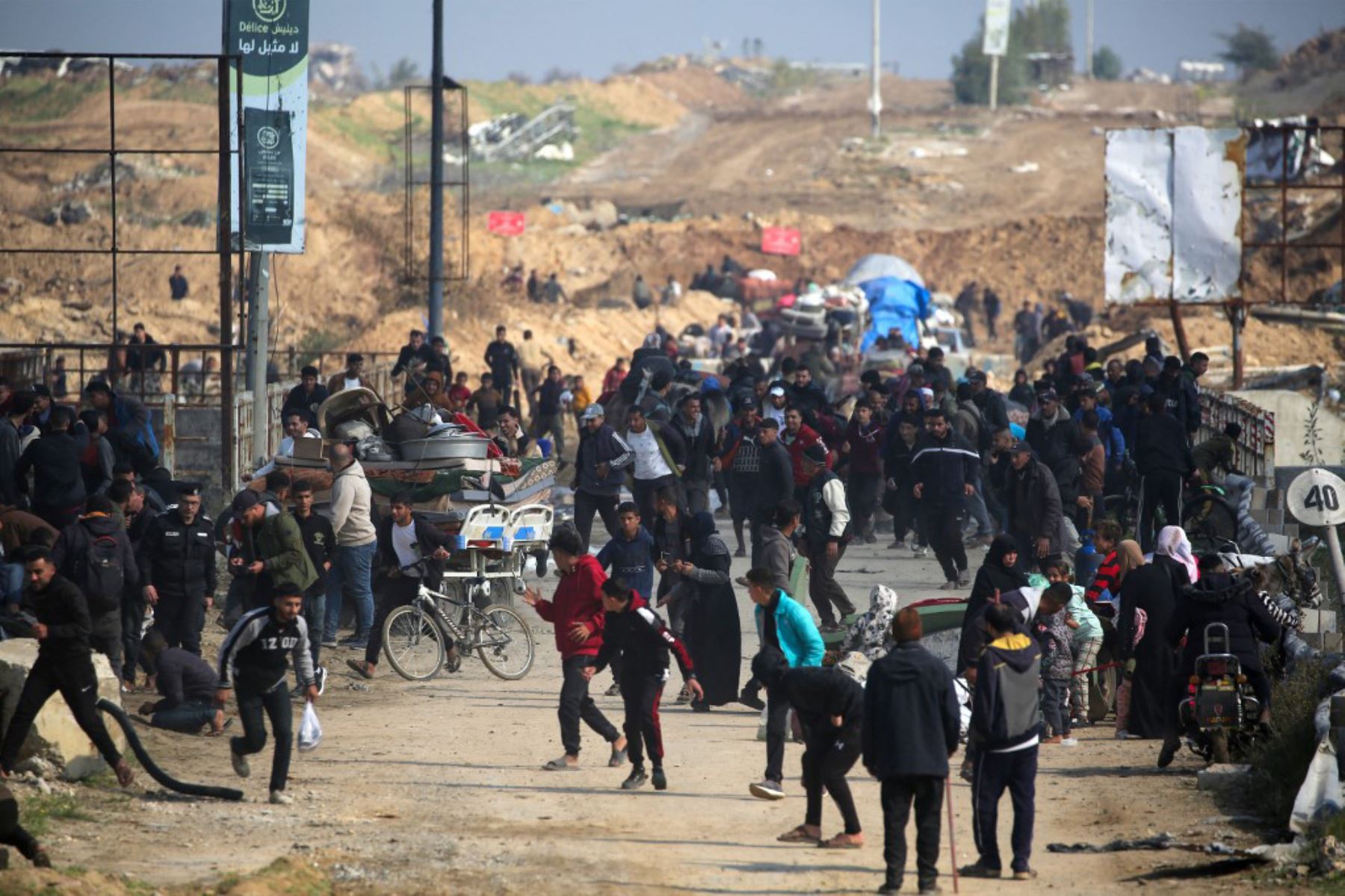 Este avance mantiene con vida el frágil alto el fuego en la guerra de 15 meses entre Israel y el movimiento islamista, vigente desde el 19 de enero, y abre la puerta a un nuevo canje de rehenes por presos palestinos. Foto: AFP