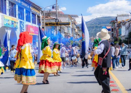 La ciudad de Huaraz ya empieza a vivir el ambiente festivo del Carnaval Huaracino 2025, una de las fiestas principales de Áncash que se vive en el primer trimestre de cada año. ANDINA/Difusión