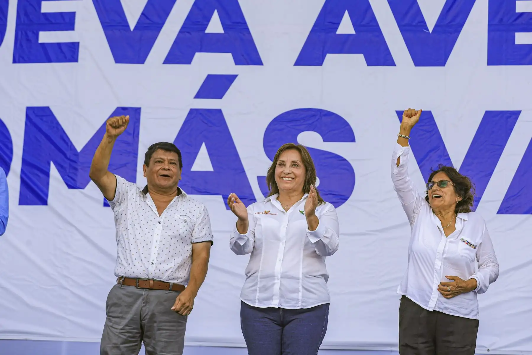 La presidenta de la República, Dina Boluarte Zegarra, participa en la ceremonia de inicio de obra de la nueva avenida Tomás Valle, en la provincia constitucional del Callao. Foto: ANDINA/ Prensa Presidencia