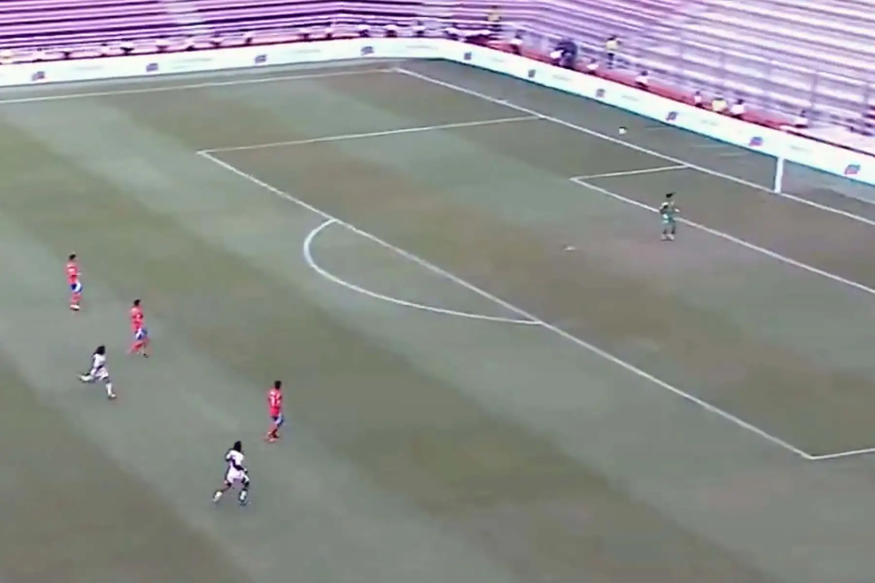 En un vibrante partido disputado en el estadio Metropolitano de Lara, Chile venció 3-2 a Perú por la tercera fecha del Grupo A del Sudamericano Sub 20 2025, dejando a la 