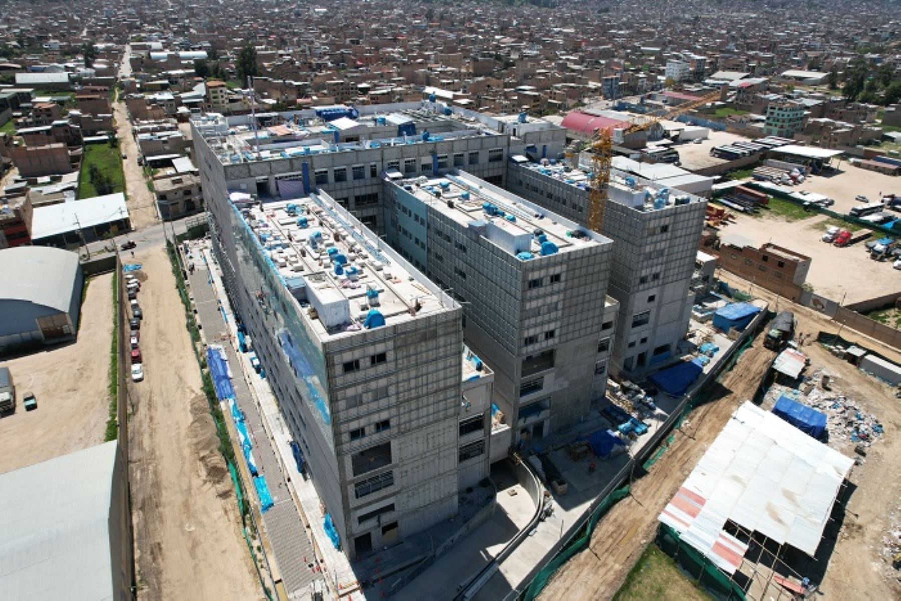 El nosocomio, que se levanta en el sector Huacariz sobre un terreno de más de 53,000 m², contará con una infraestructura de primer nivel y servicios especializados.