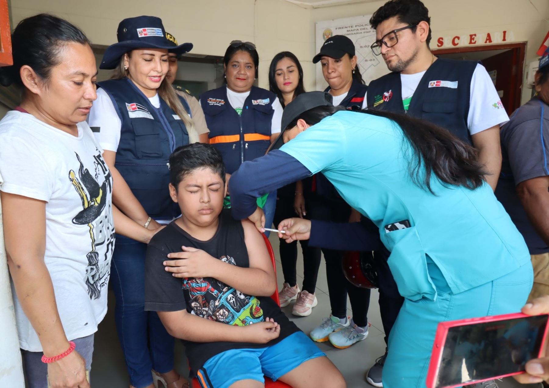 Brigadas de salud de Tumbes intensifican vacunación contra el dengue a menores de edad. ANDINA/Difusión