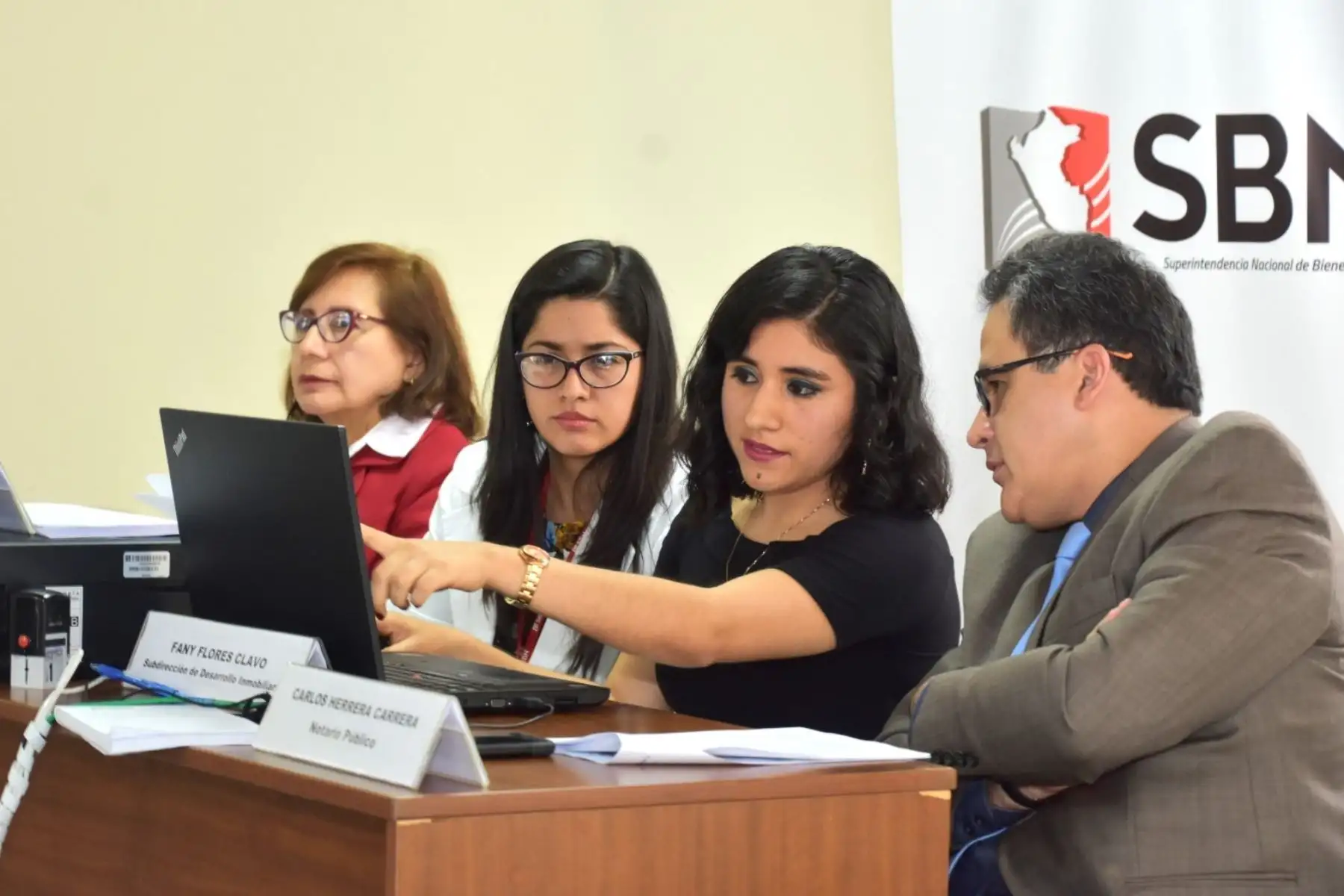 La SBN es una entidad encargada de normar y supervisar los actos de adquisición, disposición, administración y registro de los predios estatales.