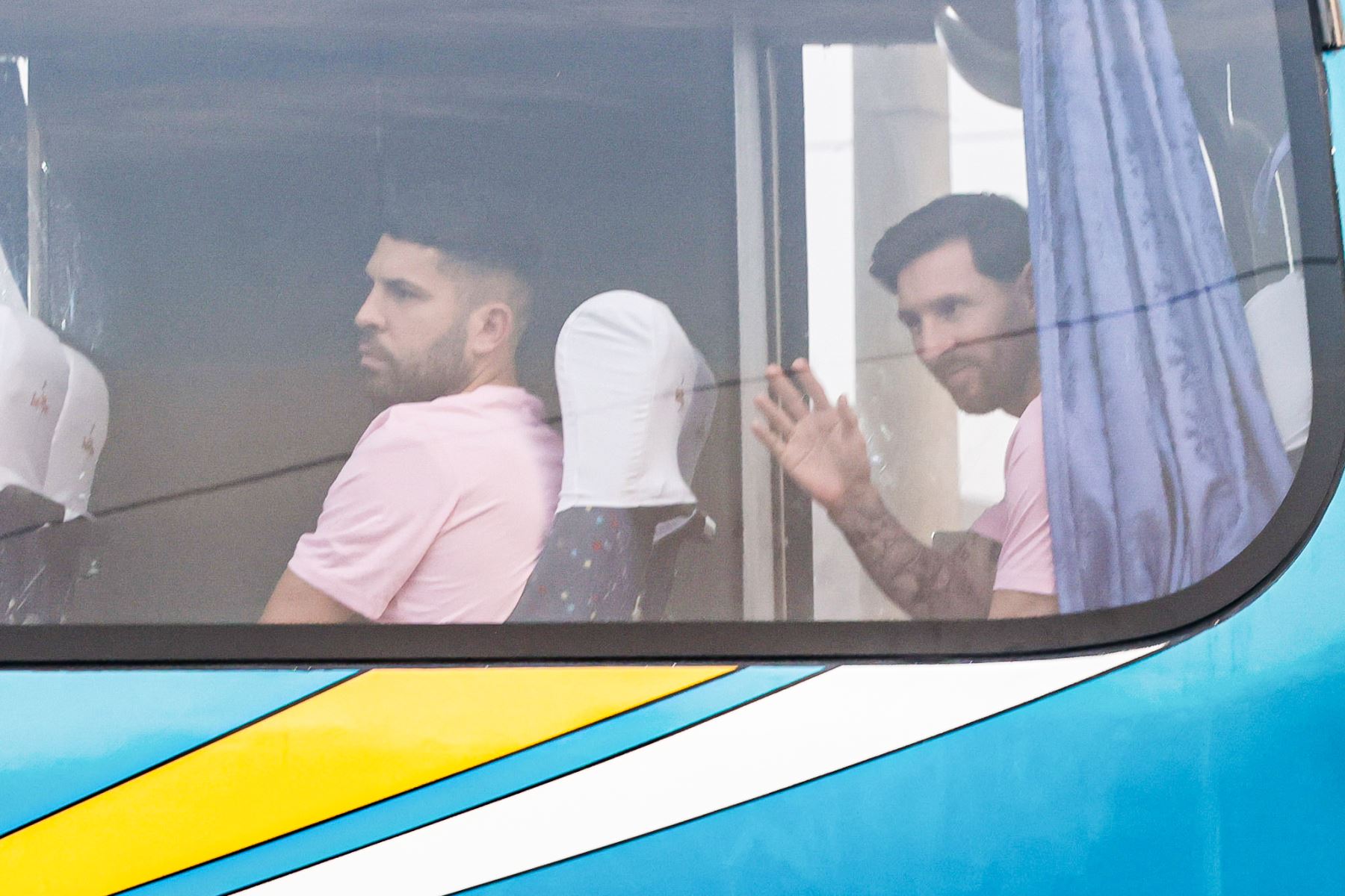 Lionel Messi y el Inter de Miami ya se encuentran en el Estadio Monumental de Ate para disputar un partido amistoso contra Universitario de Deportes. Foto: ANDINA/Luis Iparraguirre