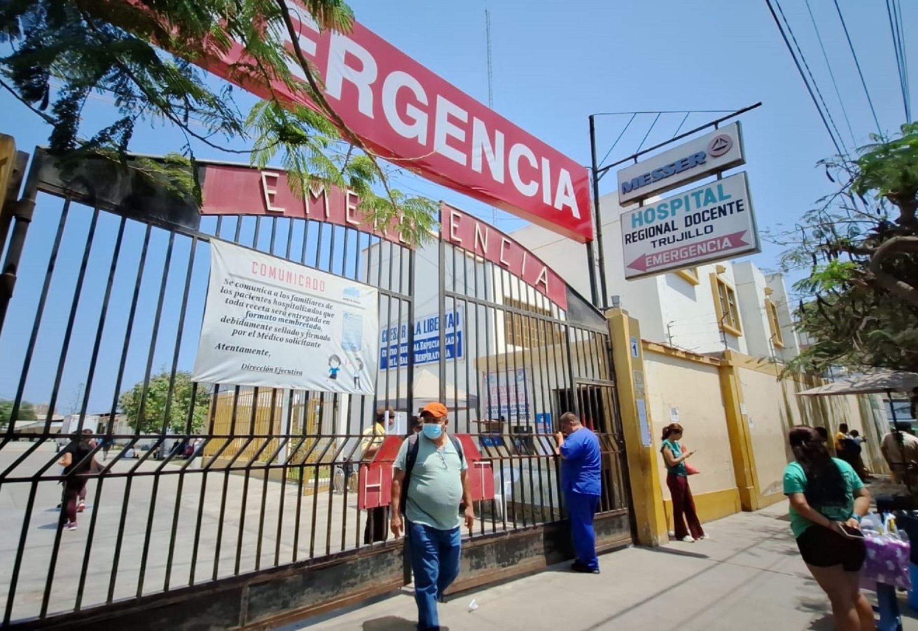 Gerencia Regional de Salud supervisa servicio de triaje diferenciado a pacientes covid-19 en los establecimientos de salud de Trujillo. ANDINA/Difusión